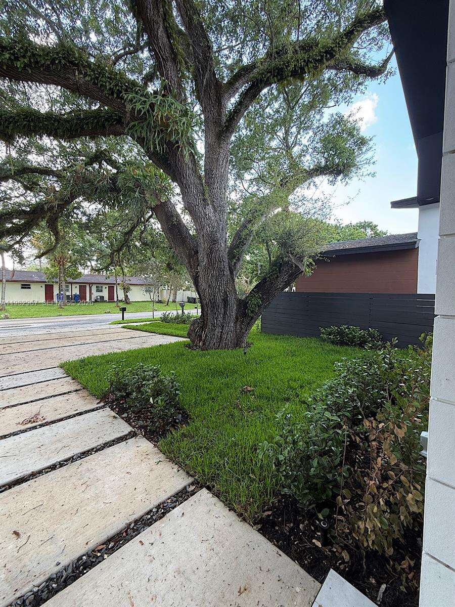 1603 30th Ave, Fort Lauderdale, FL 33312 | Picture 2