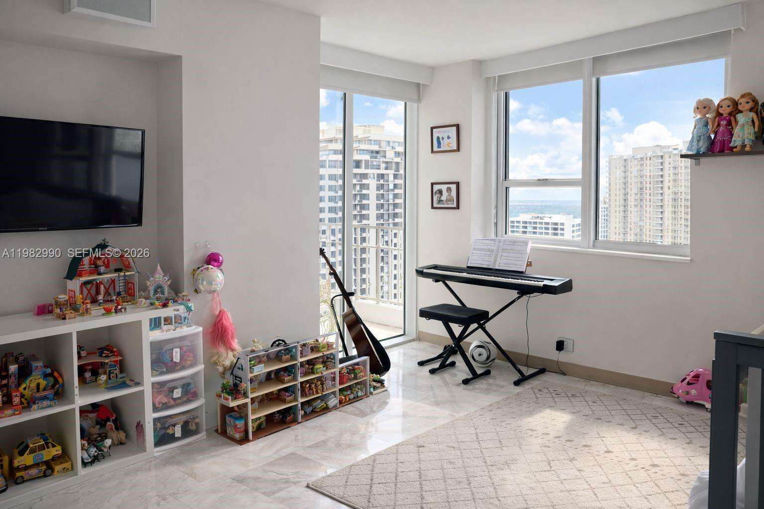 701 Brickell Key Dr 1611, Miami, FL 33131 | Picture 11