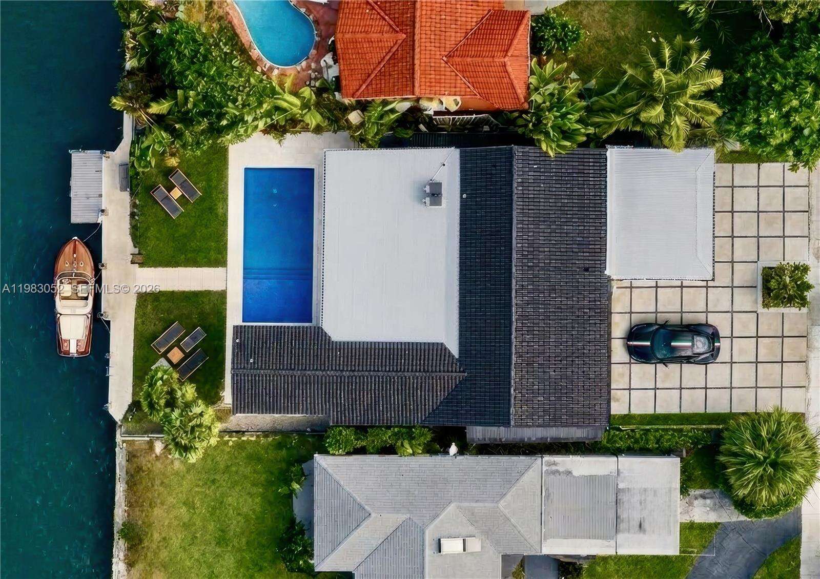 1560 Cleveland Rd, Miami Beach, FL 33141 | Picture 1