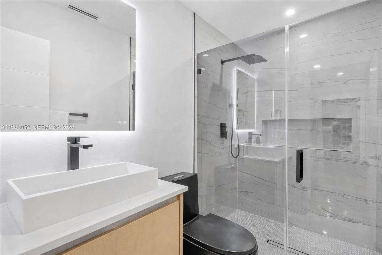 1560 Cleveland Rd, Miami Beach, FL 33141 | Picture 13