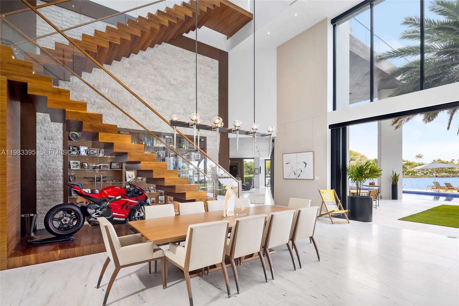 84 Isla Bahia Dr, Fort Lauderdale, FL 33316 | Picture 11