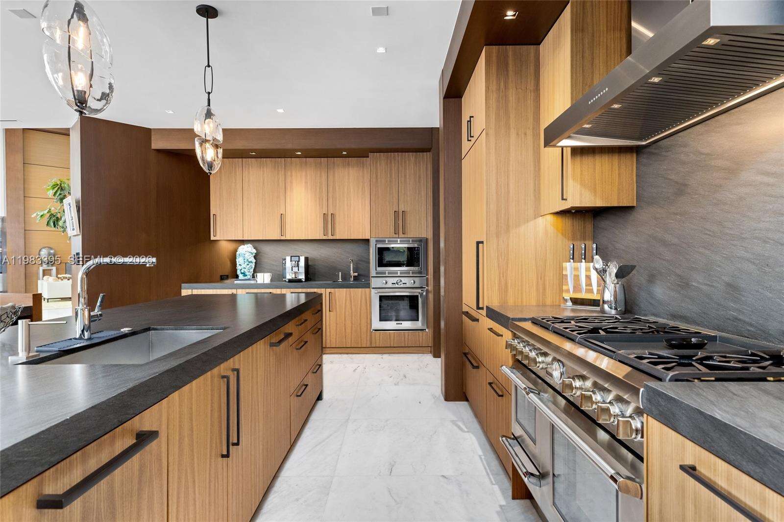 84 Isla Bahia Dr, Fort Lauderdale, FL 33316 | Picture 27