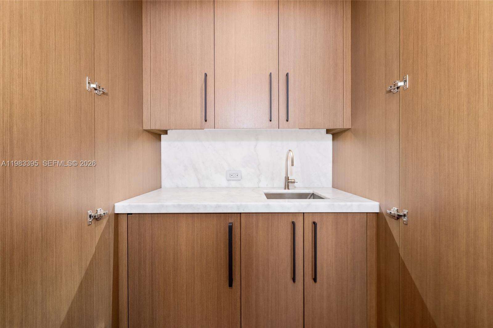 84 Isla Bahia Dr, Fort Lauderdale, FL 33316 | Picture 53