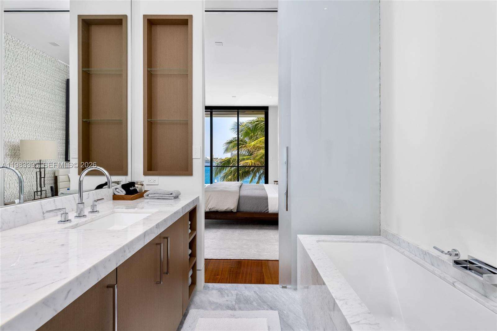 84 Isla Bahia Dr, Fort Lauderdale, FL 33316 | Picture 55