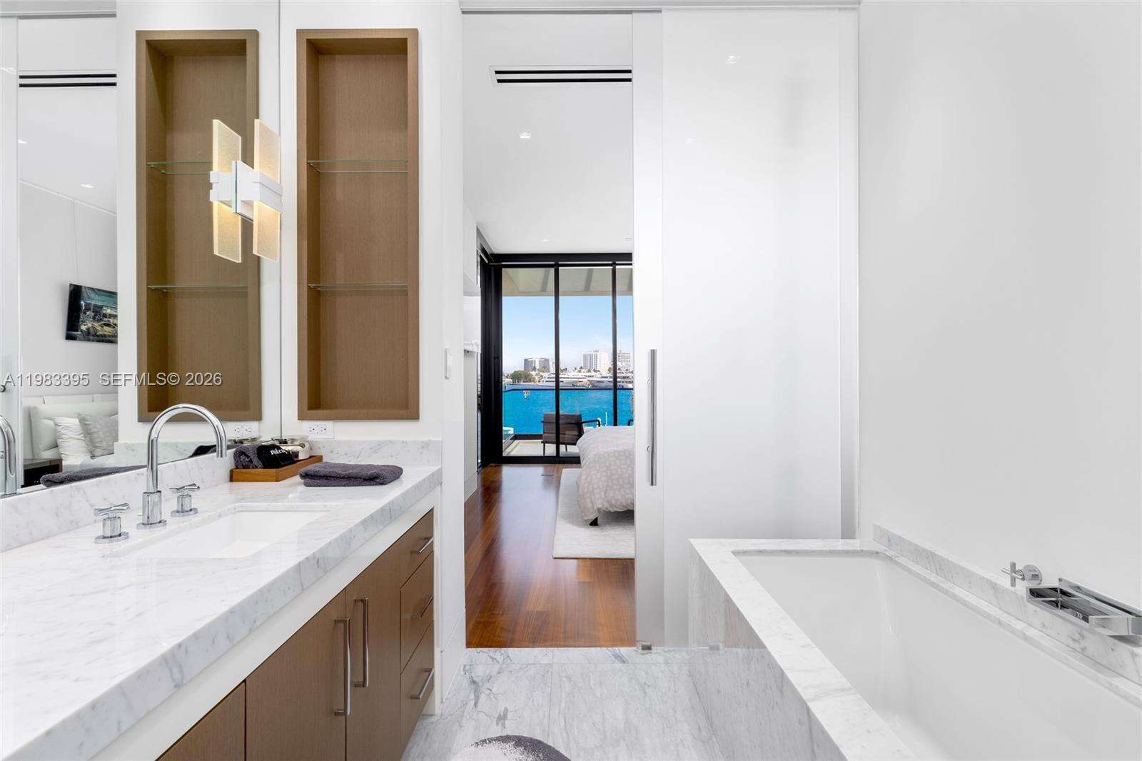 84 Isla Bahia Dr, Fort Lauderdale, FL 33316 | Picture 60