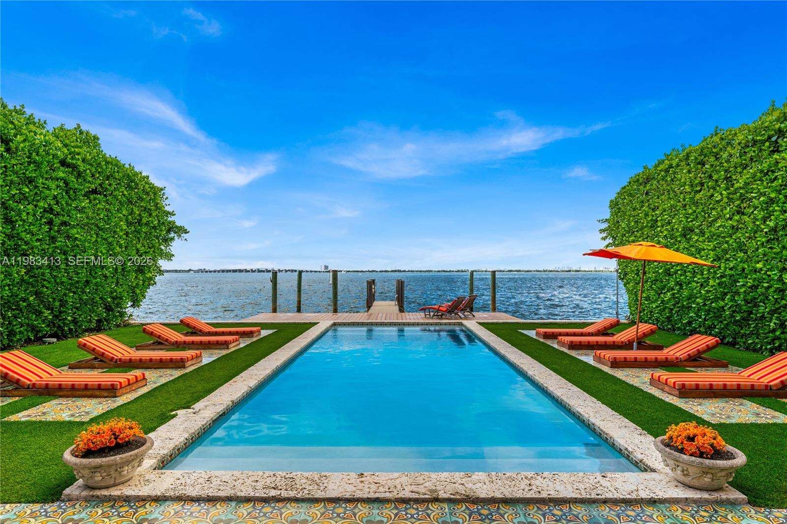 1277 Venetian Way, Miami, FL 33139 | Picture 1