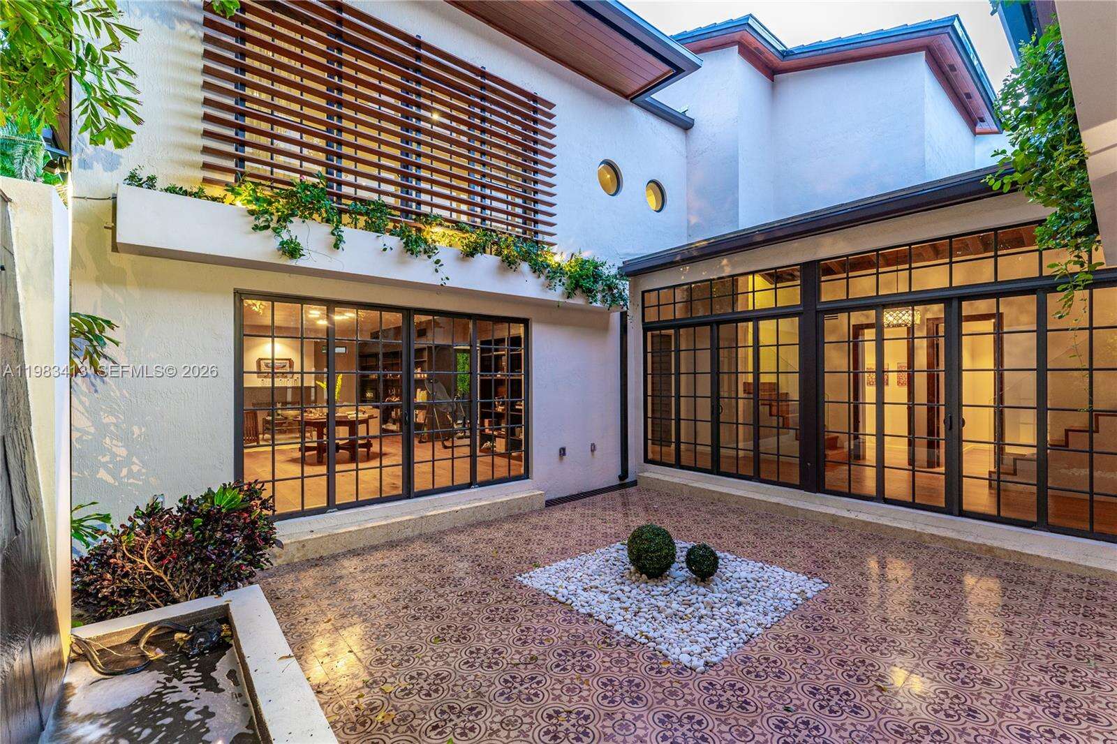 1277 Venetian Way, Miami, FL 33139 | Picture 19