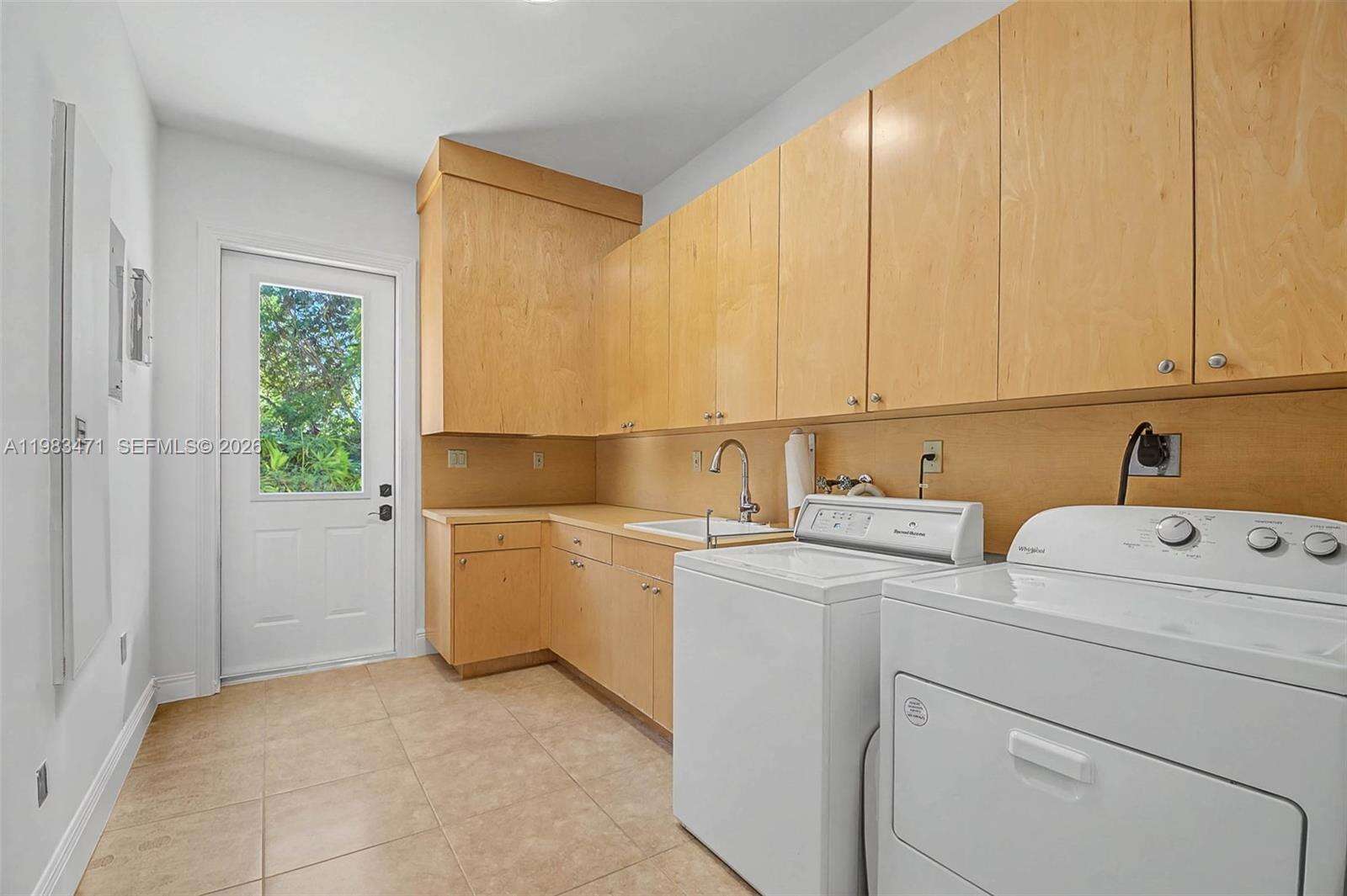 6075 85th Ave, Miami, FL 33143 | Picture 33