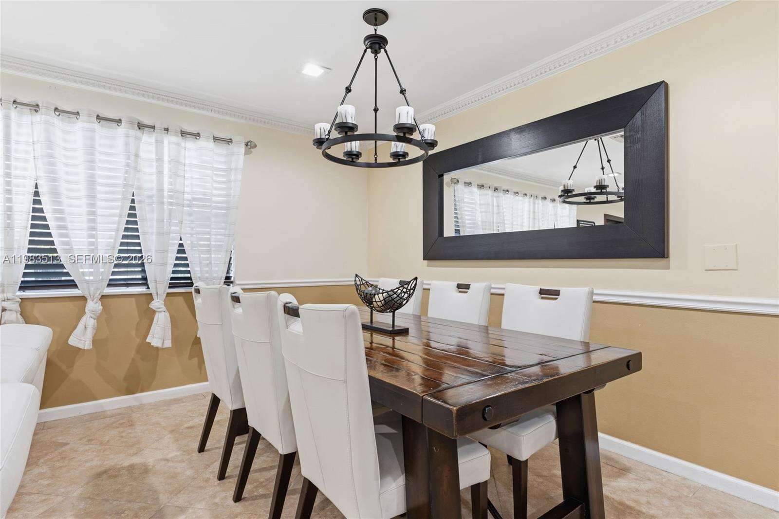 2485 214th St, Miami, FL 33180 | Picture 11