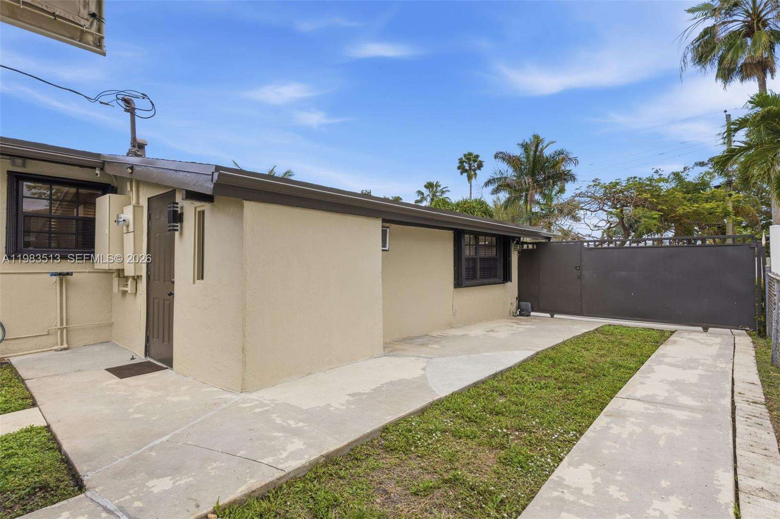 2485 214th St, Miami, FL 33180 | Picture 49