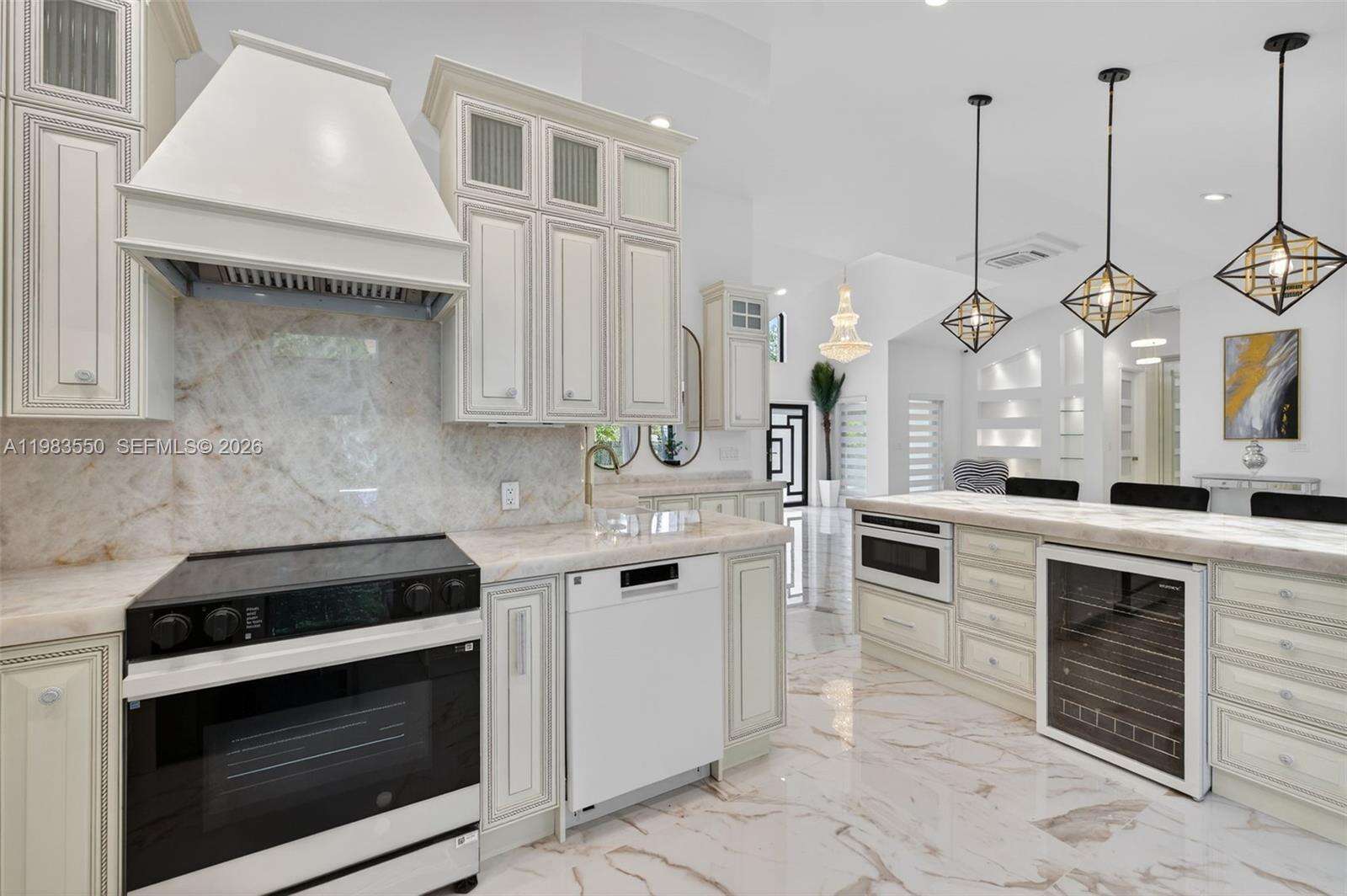 941 119th St, Biscayne Park, FL 33161 - For Sale photo 25