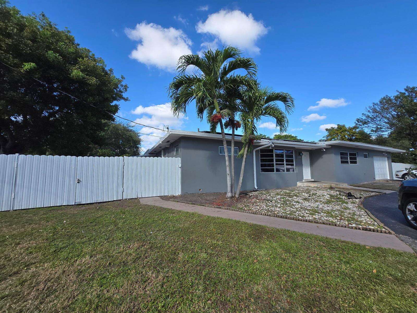 17390 22nd, North Miami Beach, FL 33160 - For Sale photo 1
