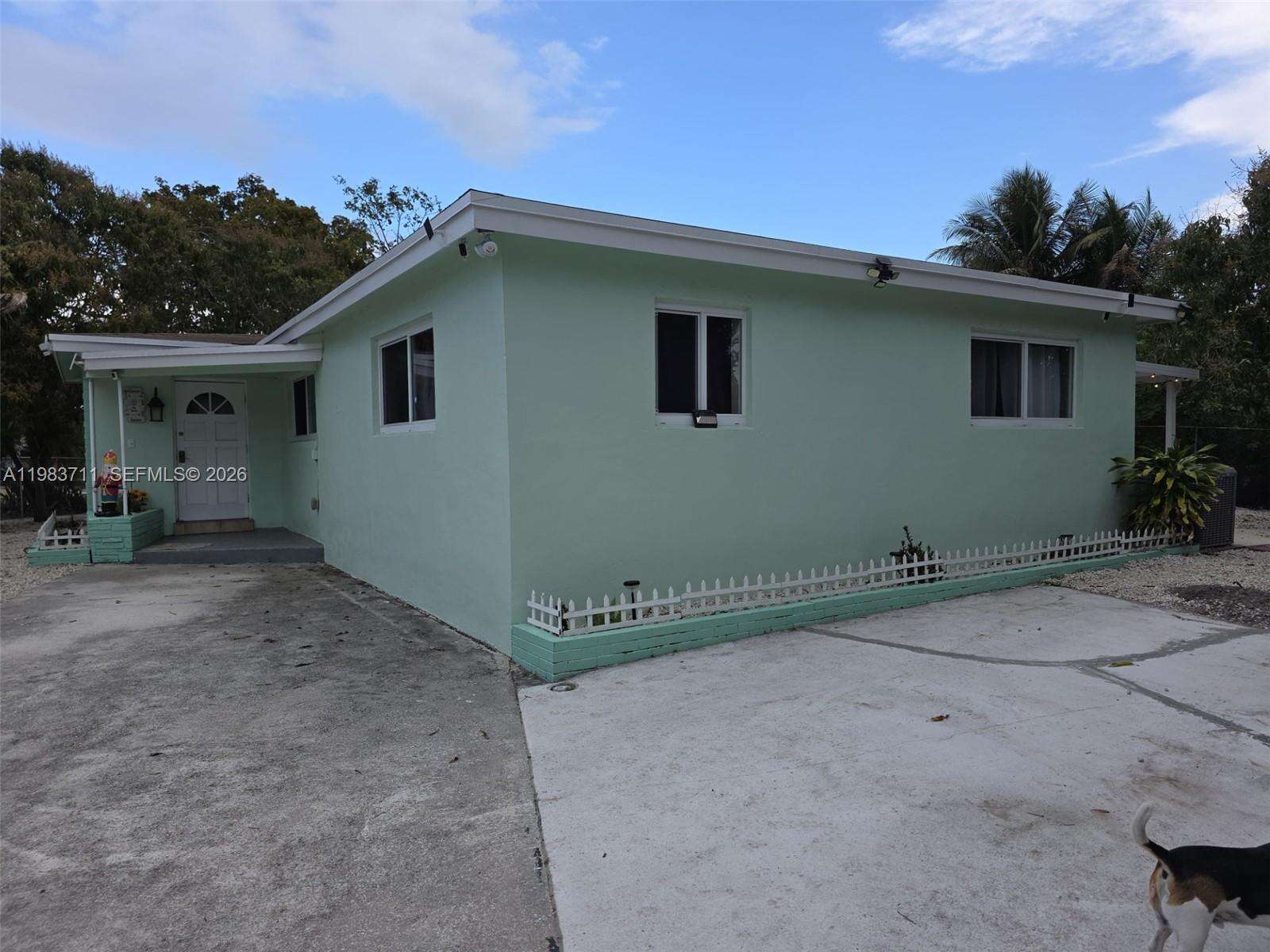 700 28th Ter, Fort Lauderdale, FL 33312 | Picture 1