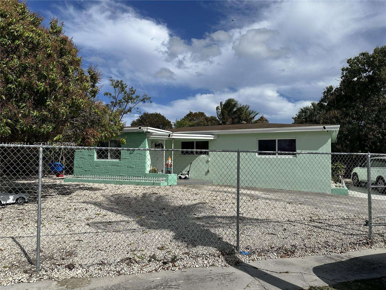 700 28th Ter, Fort Lauderdale, FL 33312 | Picture 11