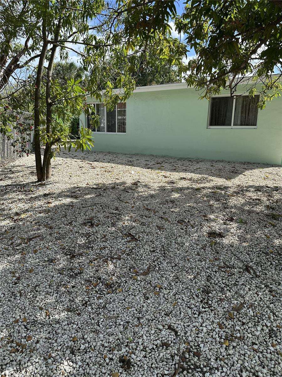 700 28th Ter, Fort Lauderdale, FL 33312 | Picture 9