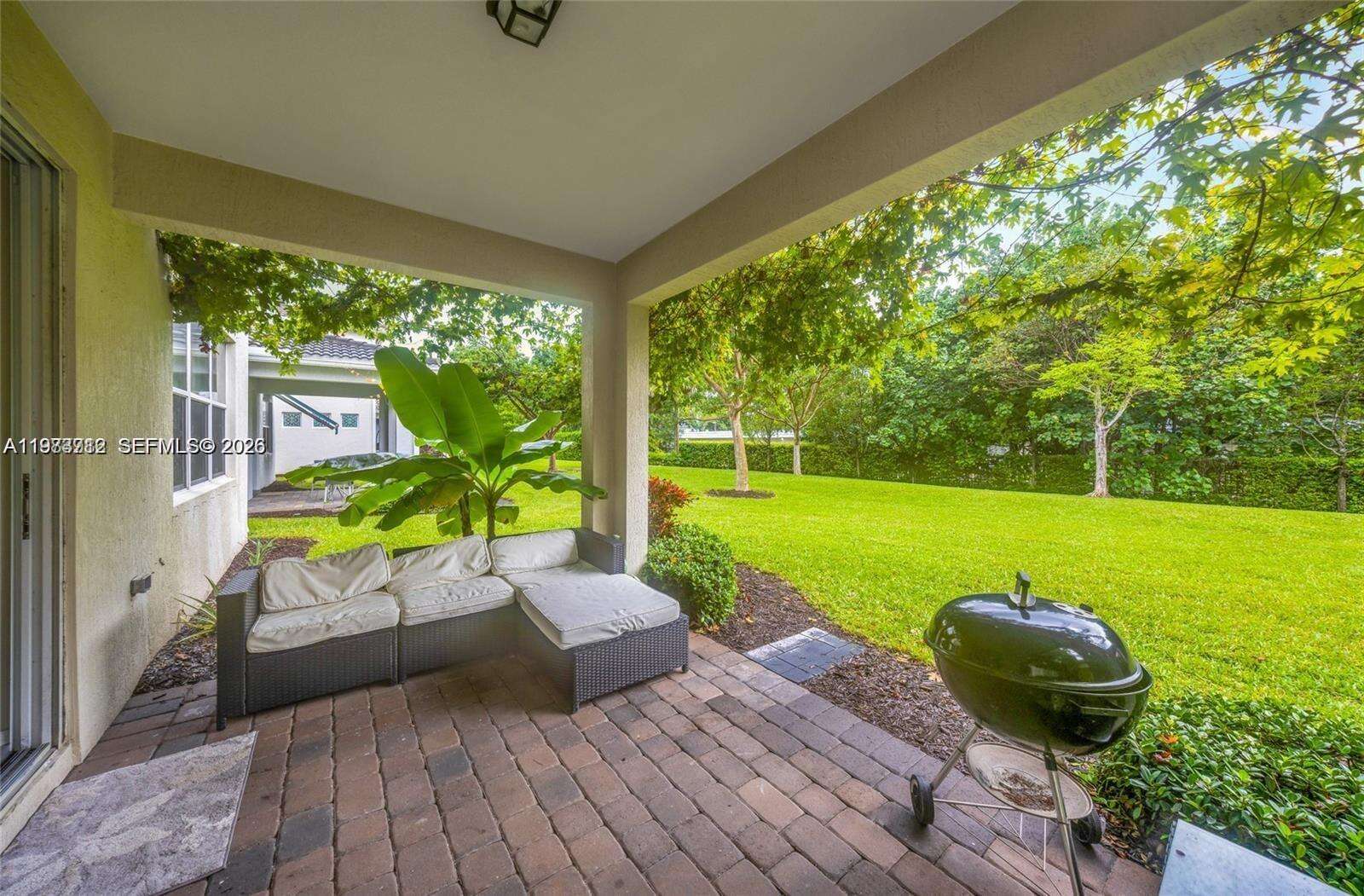 932 Banyan Dr, Hollywood, FL 33021 | Picture 26