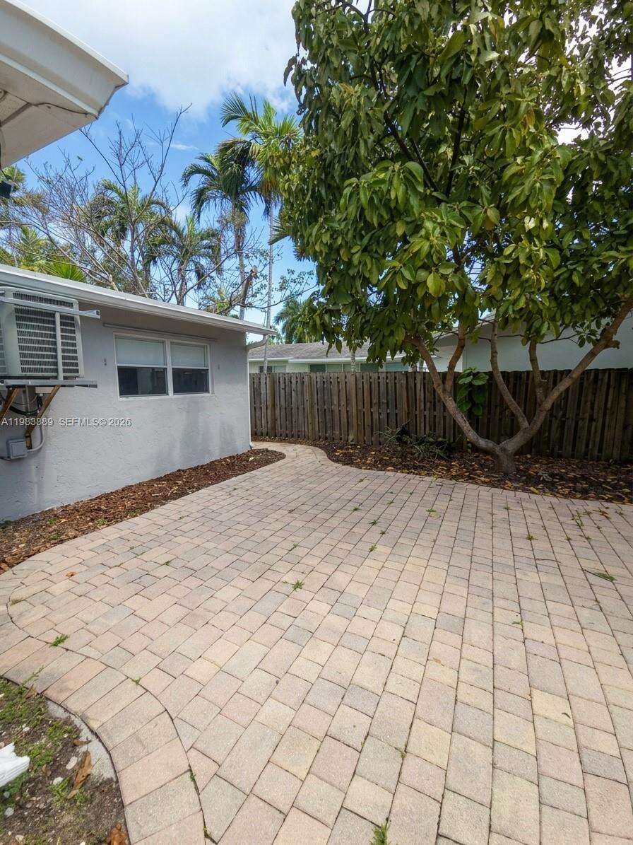 804 2nd St, Hallandale Beach, FL 33009 - For Sale photo 11