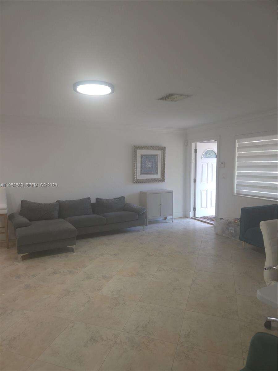 804 2nd St, Hallandale Beach, FL 33009 | Picture 7