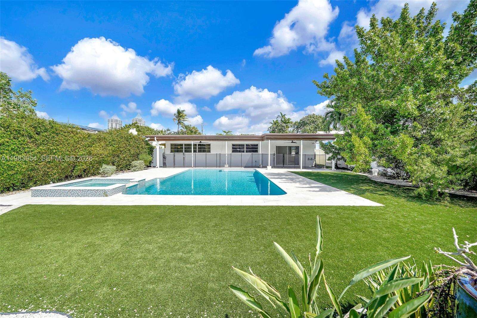 4560 Prairie Ave, Miami Beach, FL 33140 | Picture 4