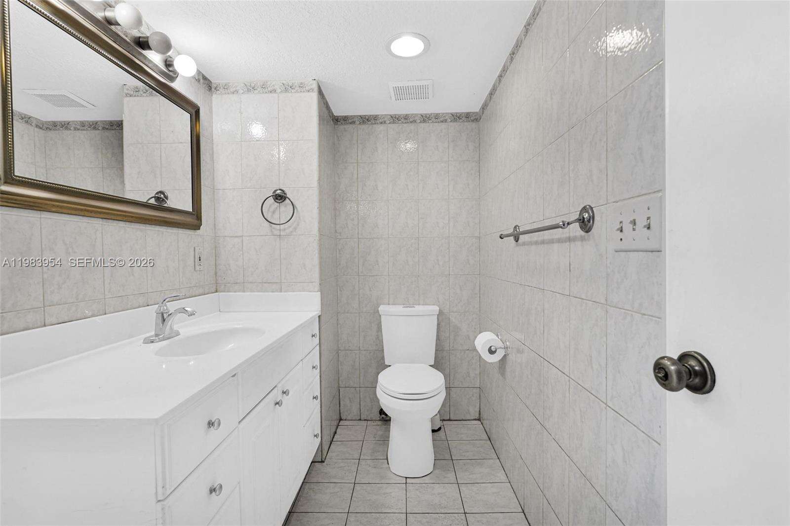 4560 Prairie Ave, Miami Beach, FL 33140 | Picture 9