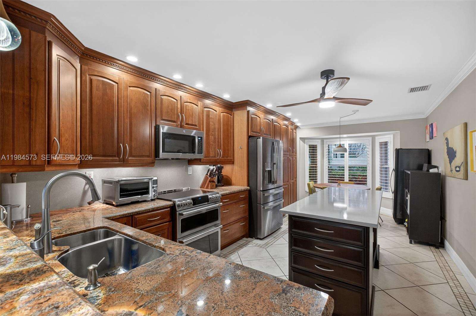 1860 Sweetbay Way, Hollywood, FL 33019 | Picture 12