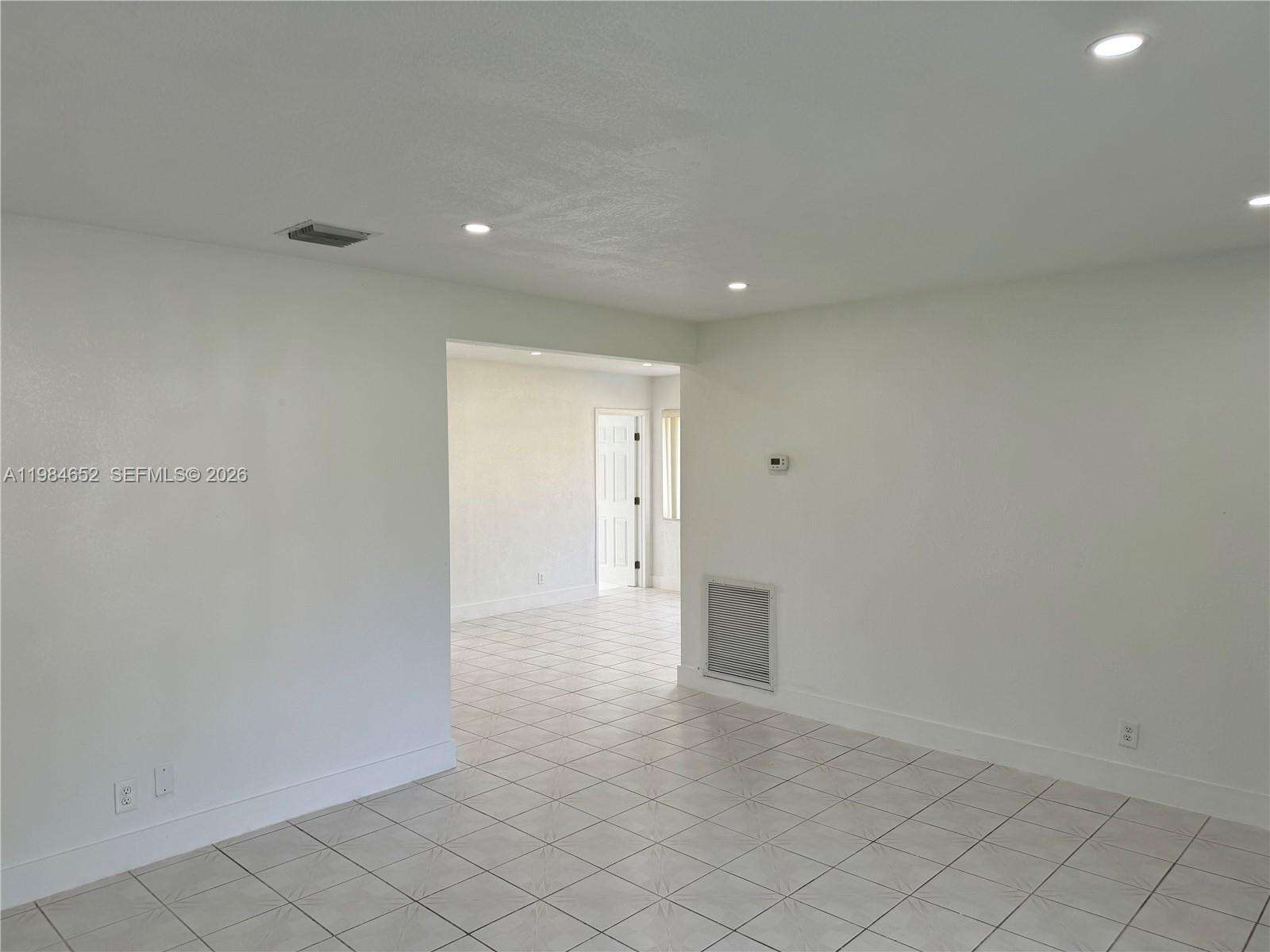 2400 57th Way, Hollywood, FL 33021 | Picture 2
