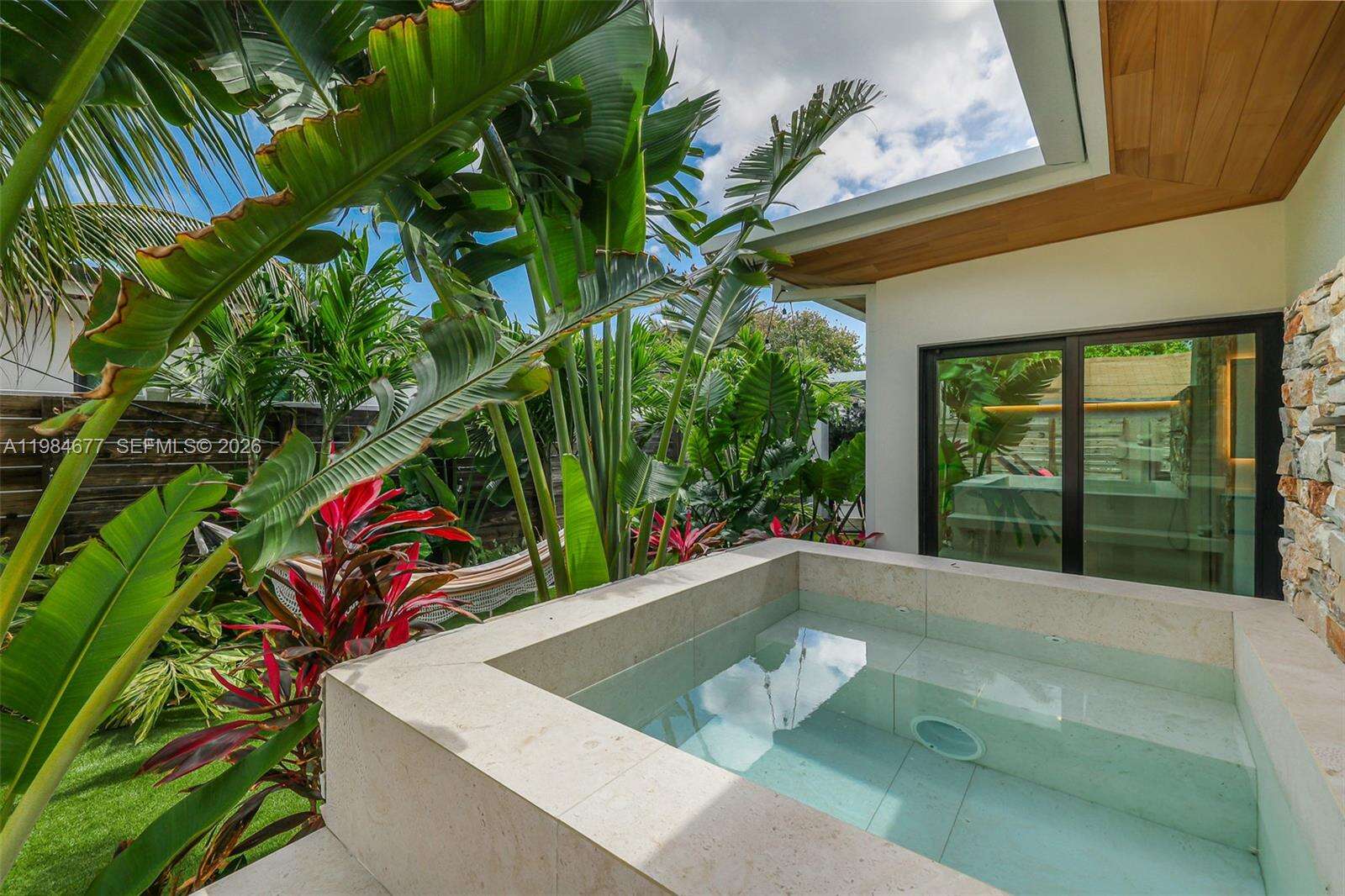 905 Fairway Drive, Miami Beach, FL 33141 | Picture 27