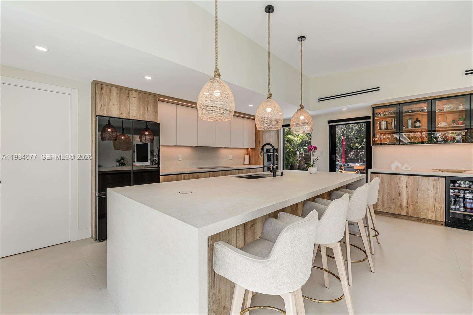 905 Fairway Drive, Miami Beach, FL 33141 | Picture 8