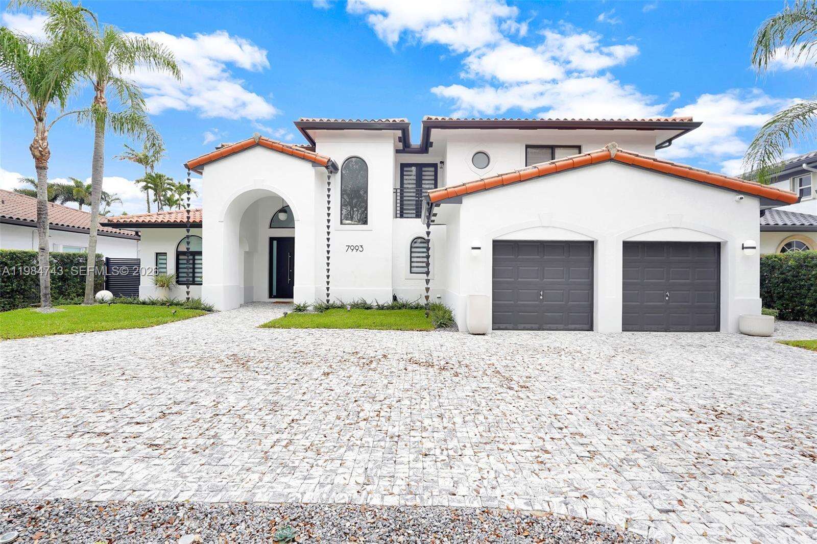 7993 161st Ter, Miami Lakes, FL 33016 | Picture 3