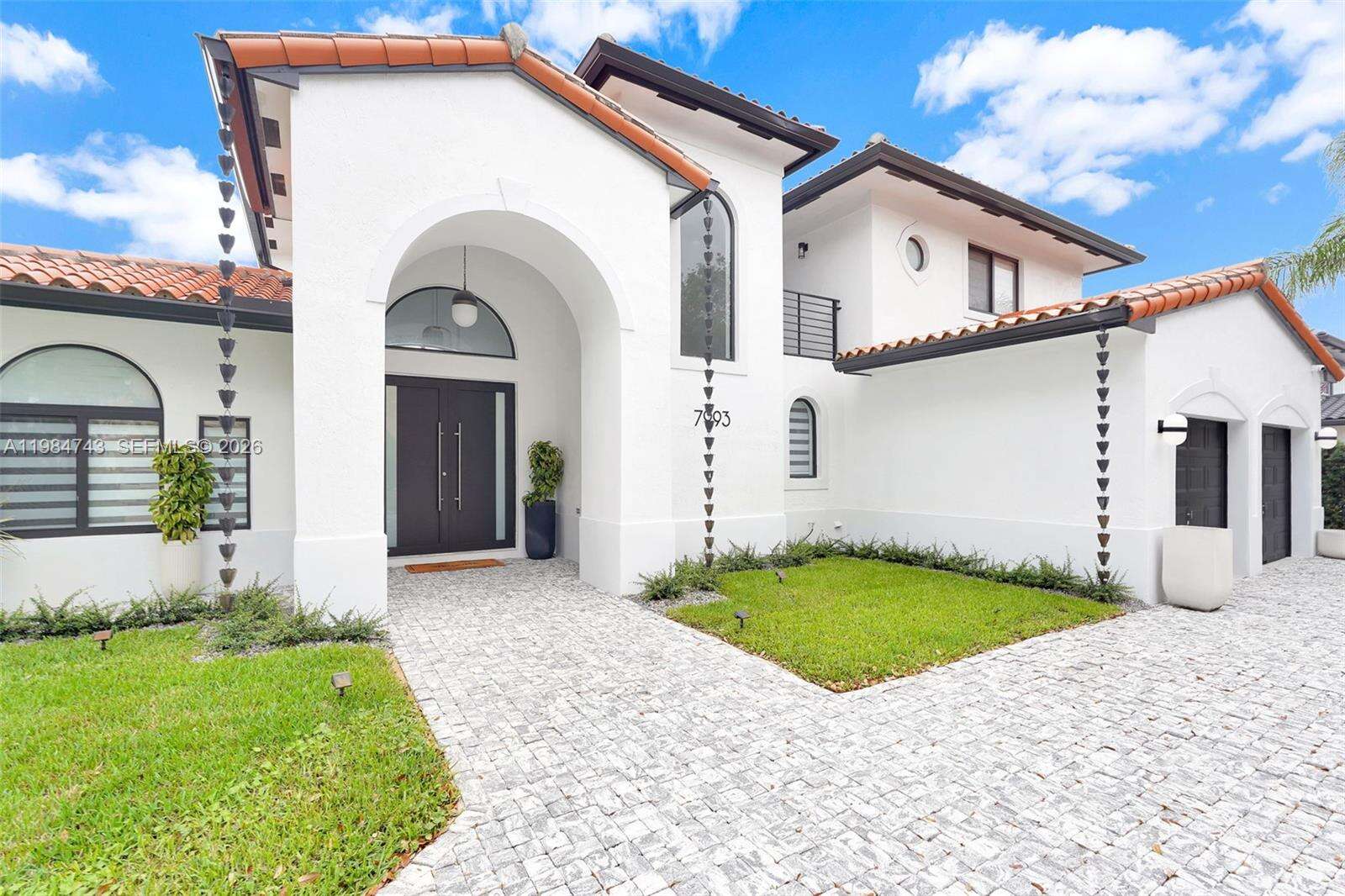 7993 161st Ter, Miami Lakes, FL 33016 | Picture 4