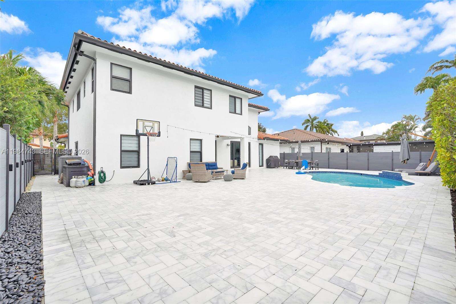 7993 161st Ter, Miami Lakes, FL 33016 | Picture 56