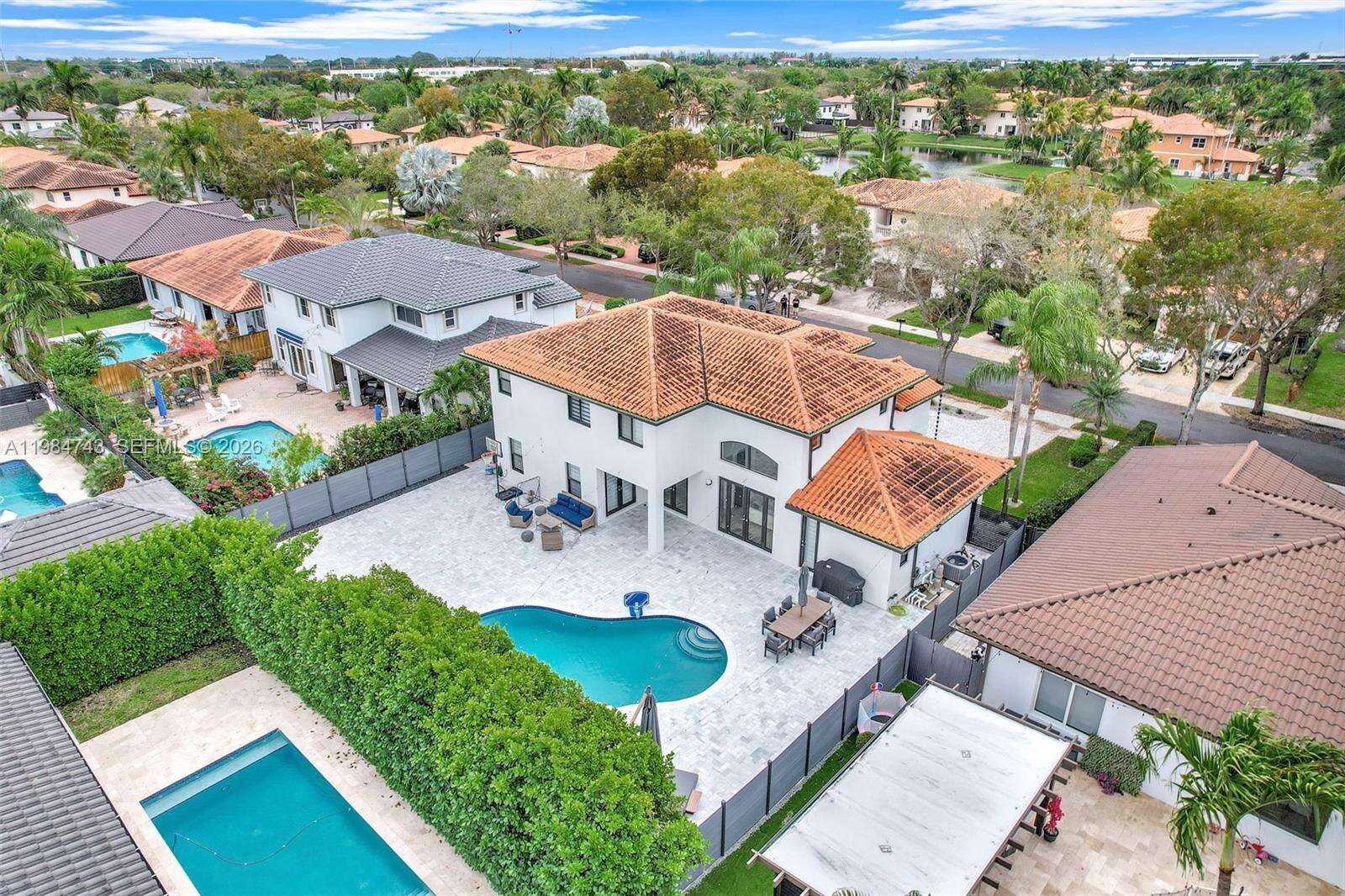 7993 161st Ter, Miami Lakes, FL 33016 | Picture 66