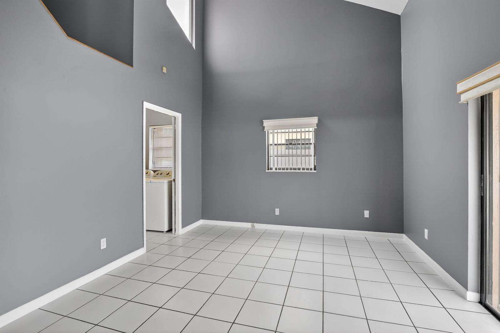 7721 42nd, Hollywood, FL 33024 - For Sale photo 15