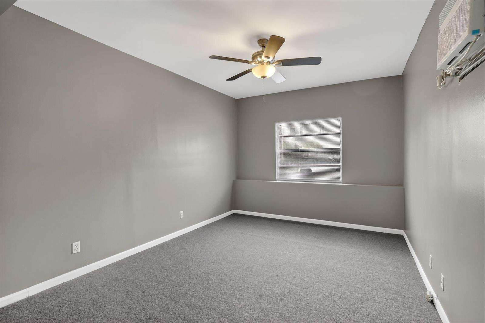 7721 42nd, Hollywood, FL 33024 - For Sale photo 21