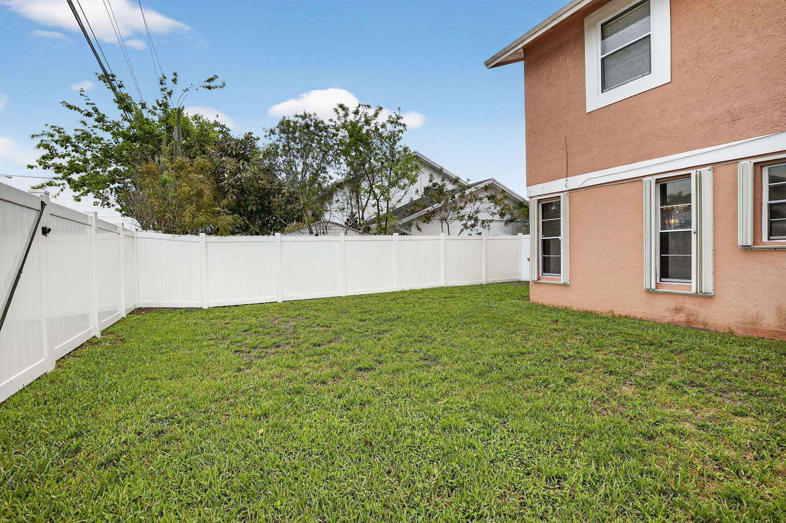 7721 42nd, Hollywood, FL 33024 - For Sale photo 40