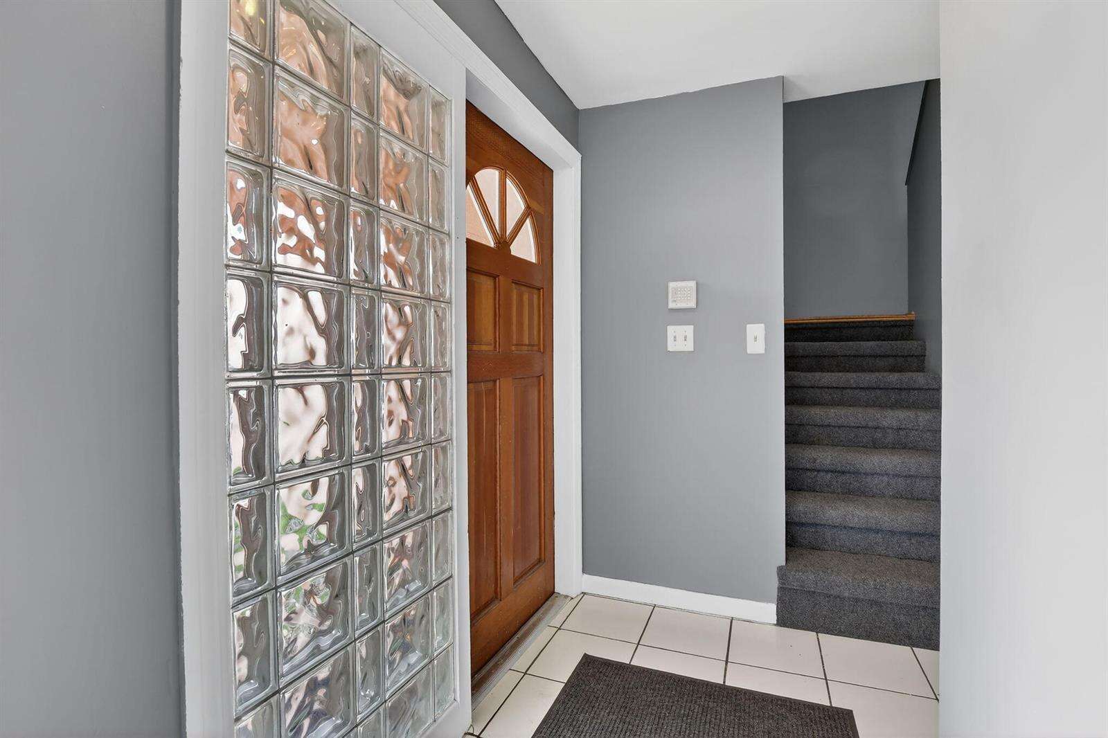 7721 42nd, Hollywood, FL 33024 - For Sale photo 5
