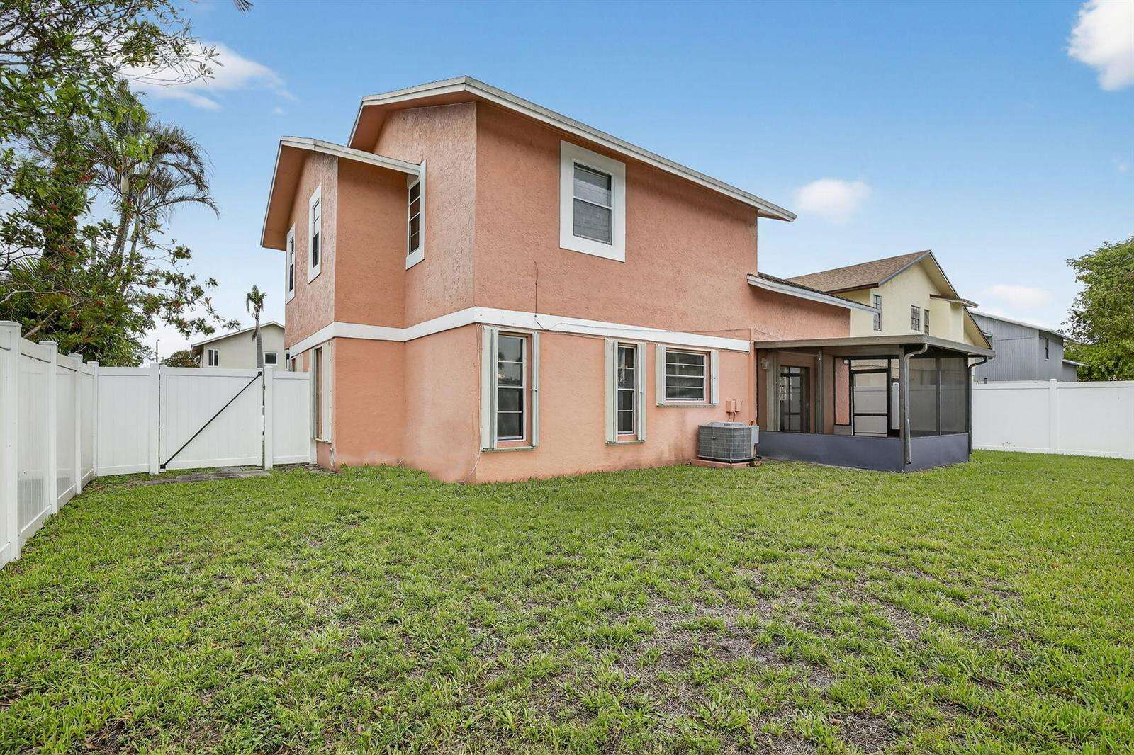 7721 42nd, Hollywood, FL 33024 - For Sale photo 41