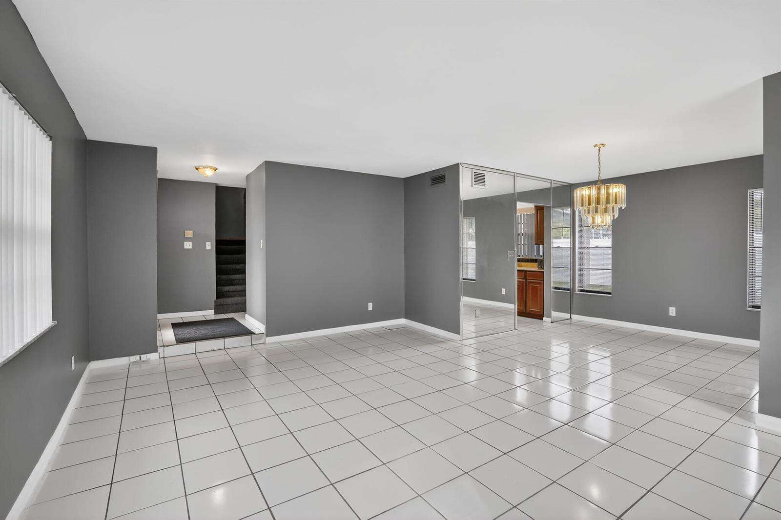 7721 42nd, Hollywood, FL 33024 - For Sale photo 8