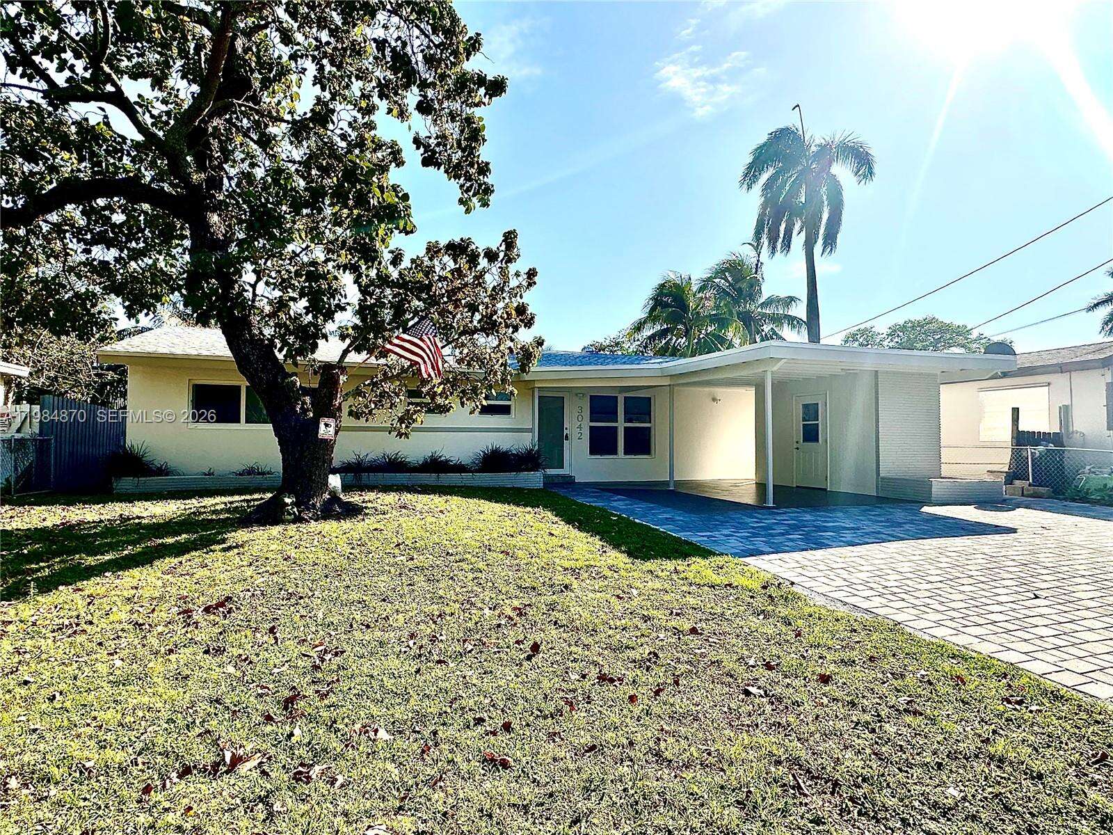 3042 Hayes St, Hollywood, FL 33021 - For Sale photo 2
