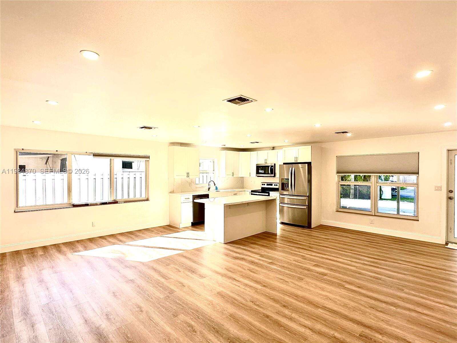 3042 Hayes St, Hollywood, FL 33021 - For Sale photo 3