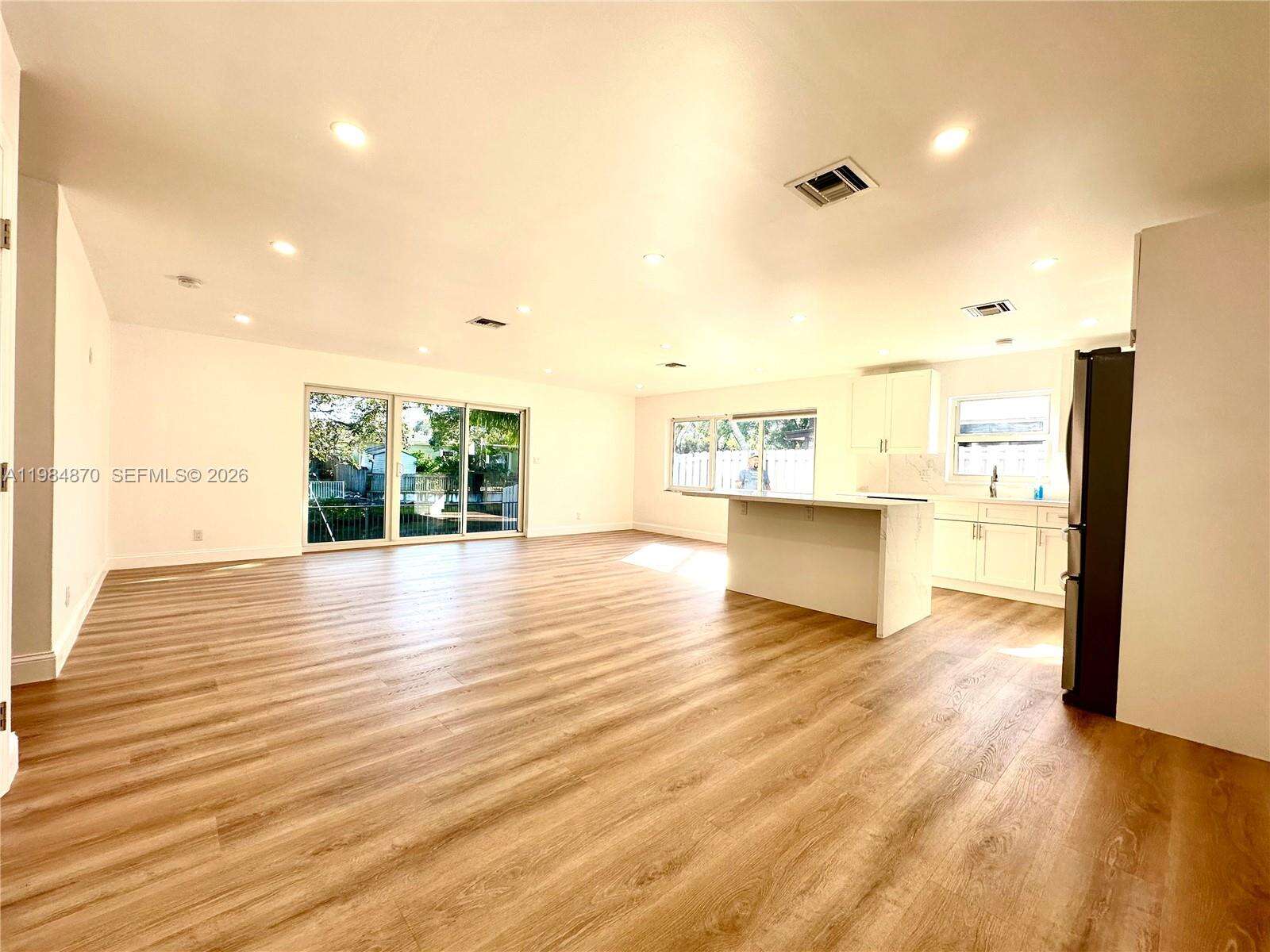 3042 Hayes St, Hollywood, FL 33021 - For Sale photo 4
