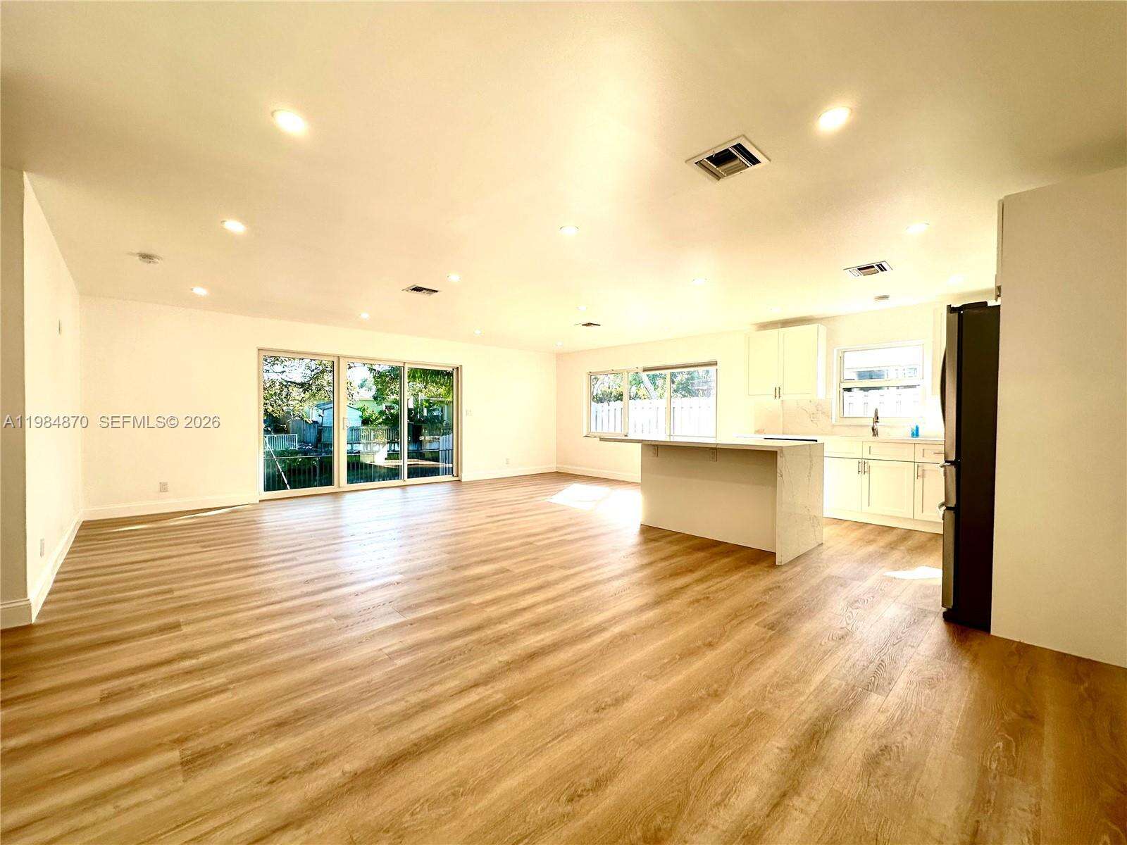 3042 Hayes St, Hollywood, FL 33021 - For Sale photo 5