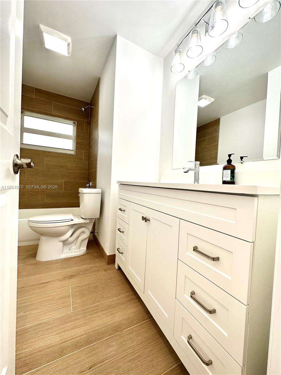 3042 Hayes St, Hollywood, FL 33021 - For Sale photo 49
