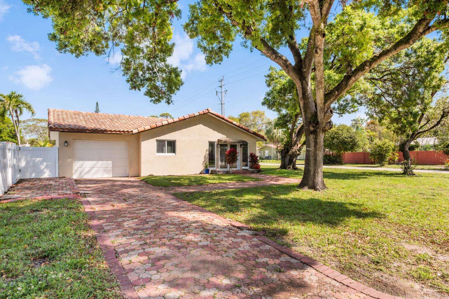 1255 15th, Fort Lauderdale, FL 33312 - For Sale photo 2