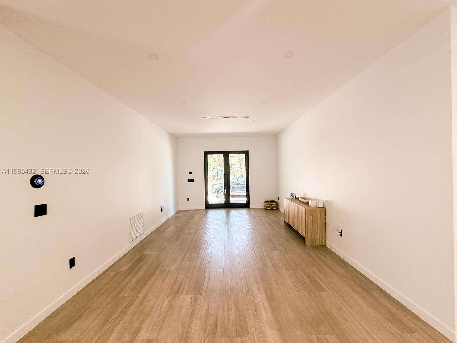 6200 57th Dr, South Miami, FL 33143 - For Sale photo 3