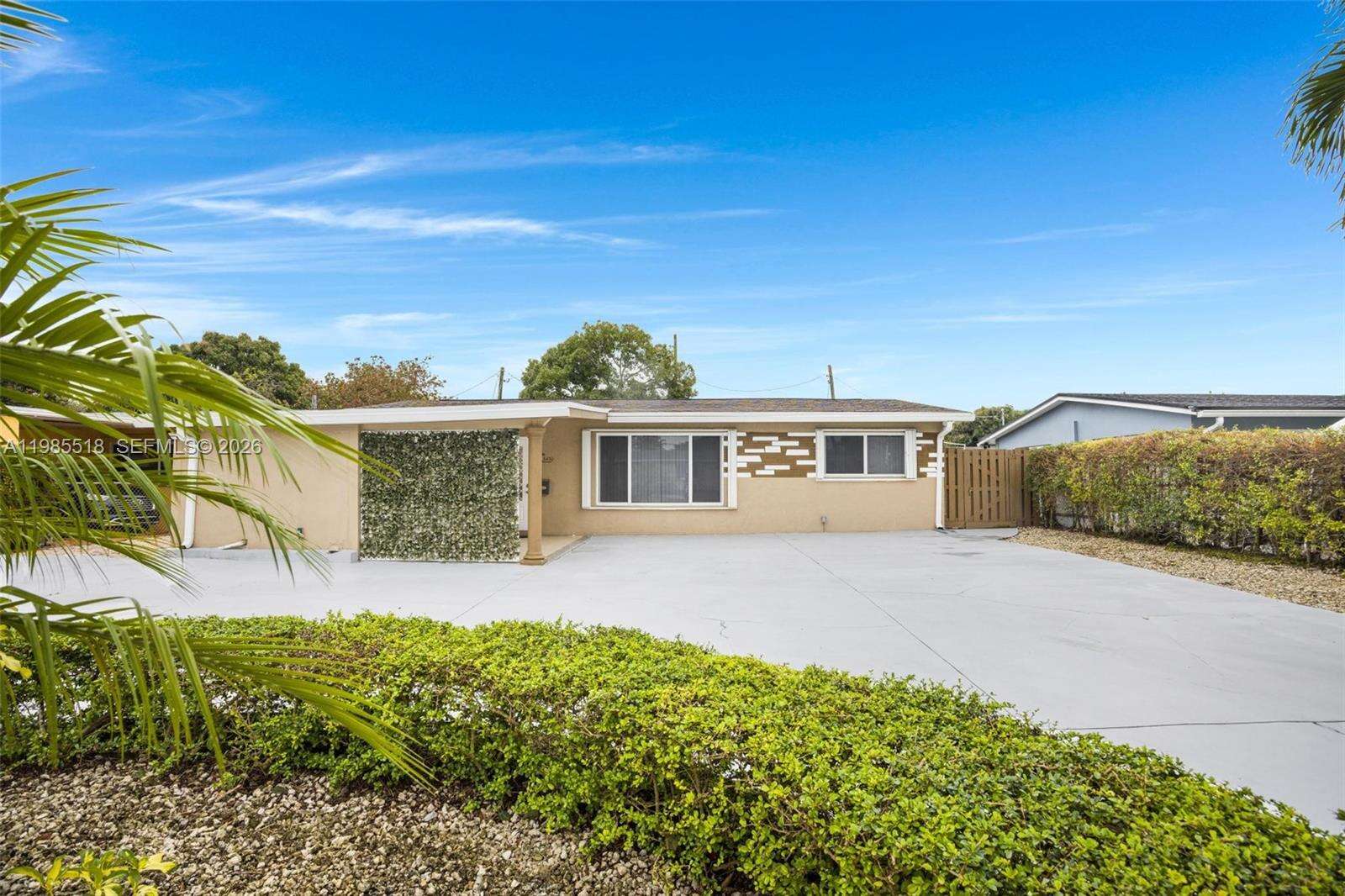 6450 Mckinley St, Hollywood, FL 33024 - For Sale photo 3