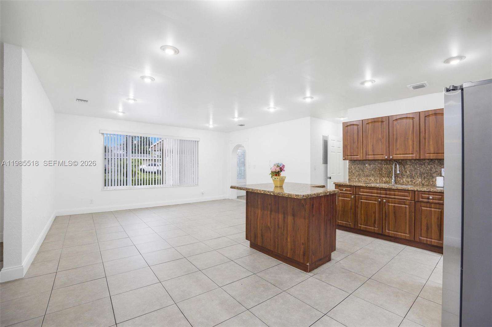 6450 Mckinley St, Hollywood, FL 33024 - For Sale photo 6