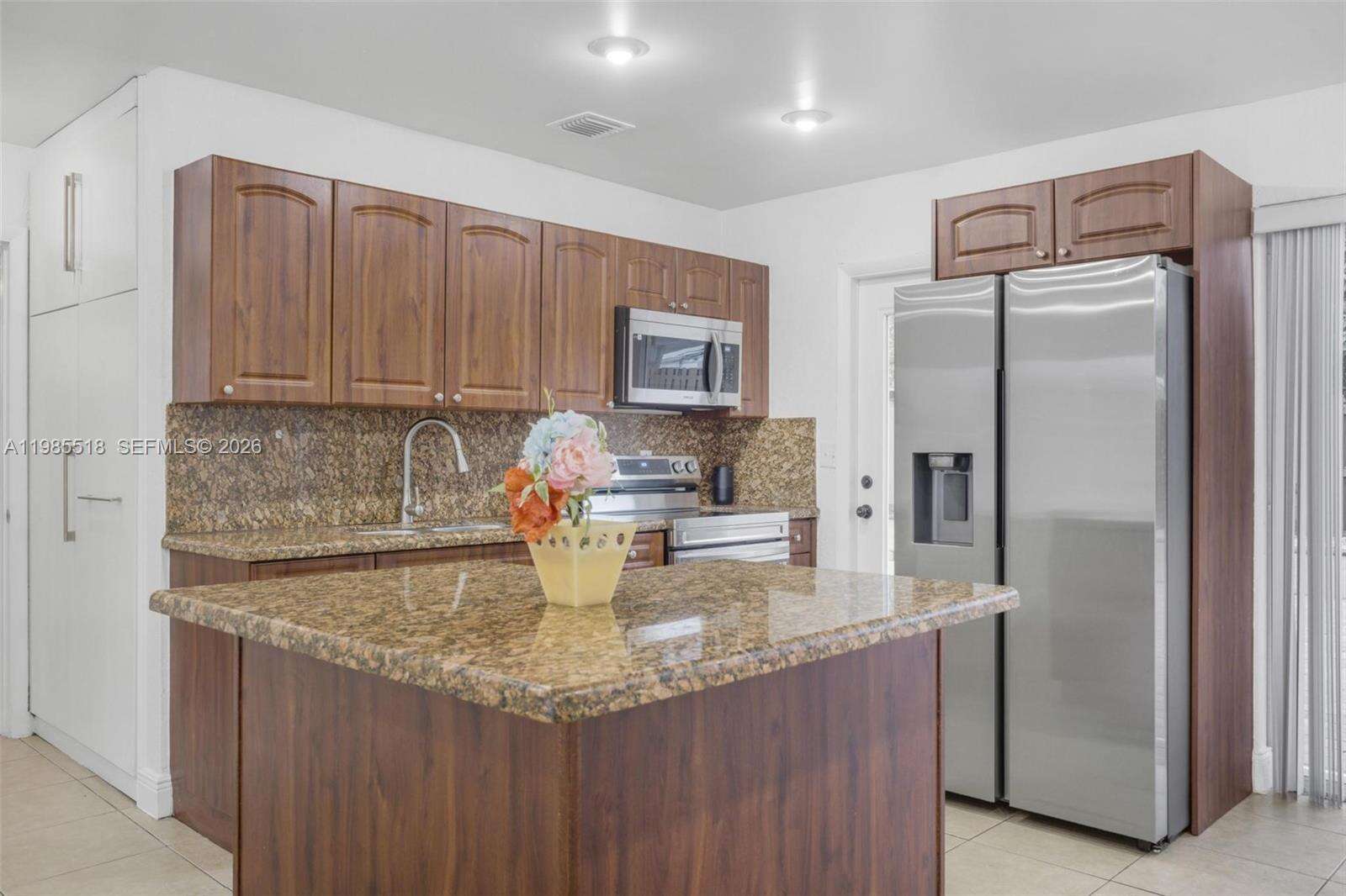 6450 Mckinley St, Hollywood, FL 33024 - For Sale photo 9