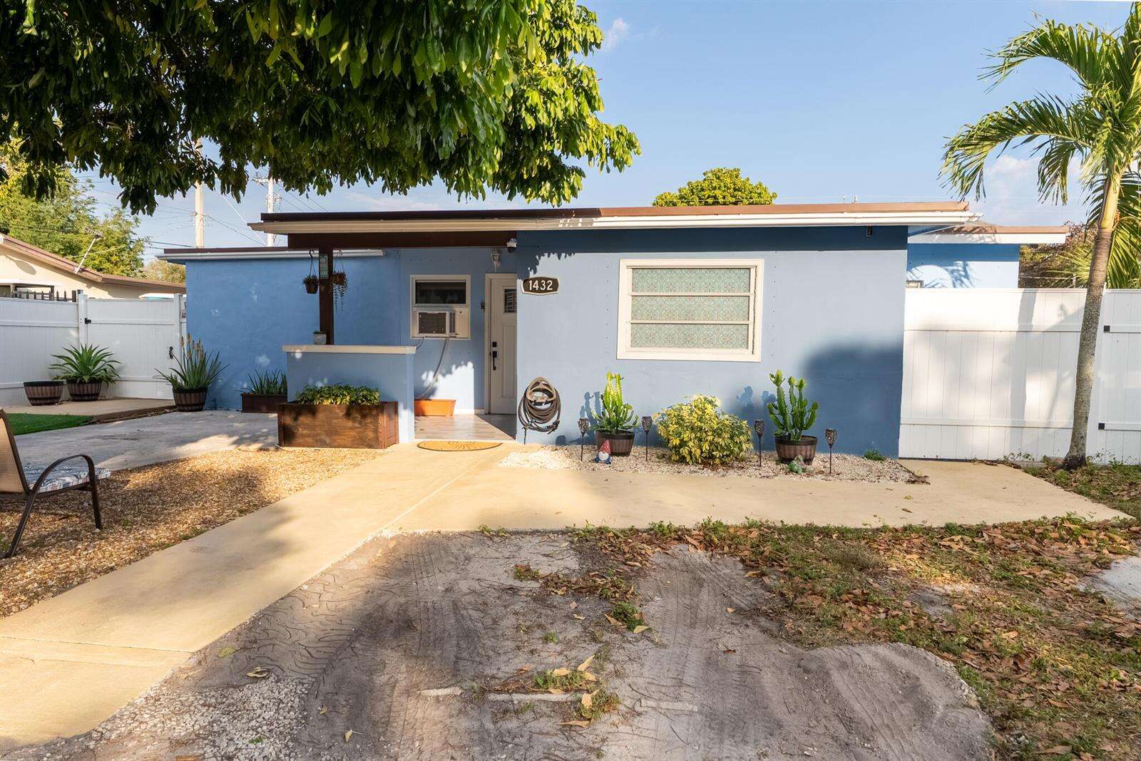 1432 26th, Fort Lauderdale, FL 33312 - For Sale photo 2