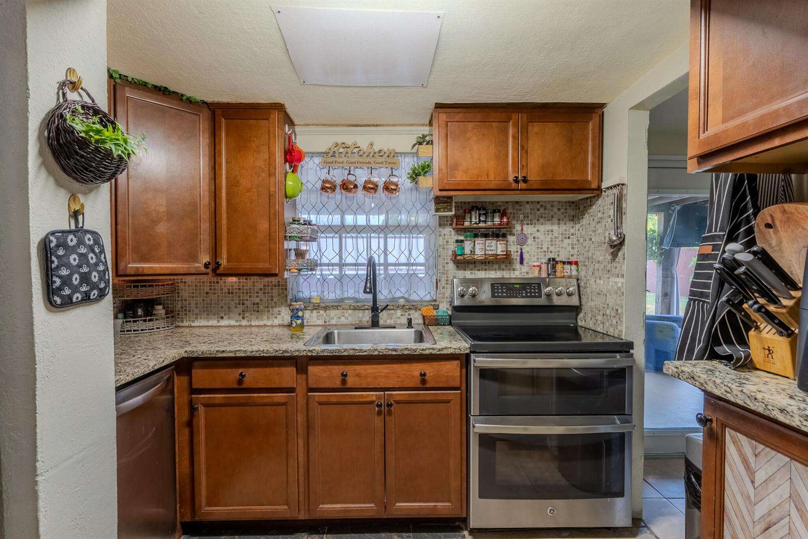 1432 26th, Fort Lauderdale, FL 33312 - For Sale photo 18